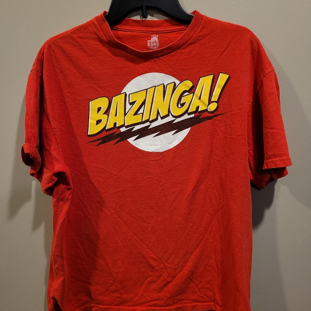 The Big Bang Theory TV Show Red Bazinga! T-shirt size Large